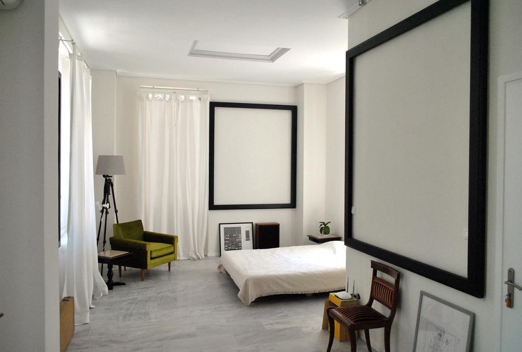 Alice Inn Atény Pokoj fotografie